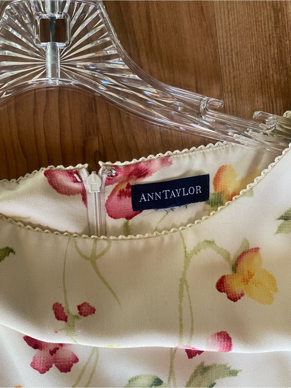 Ann Taylor Sleeveless Floral Sheath Women’s  Dress - Pink & Yellow Blooms Lined - Picture 5 of 9